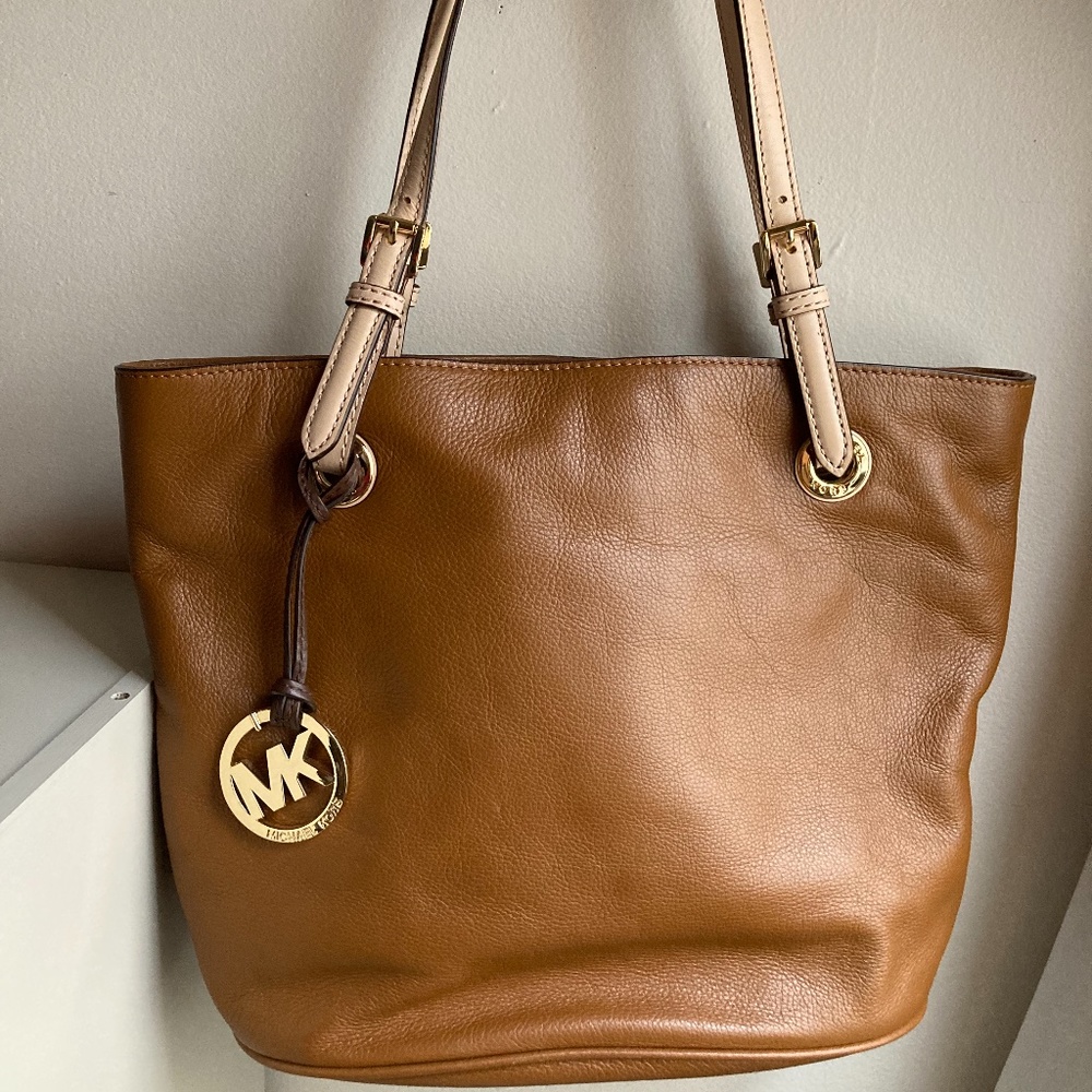 Michael kors leather tote purse